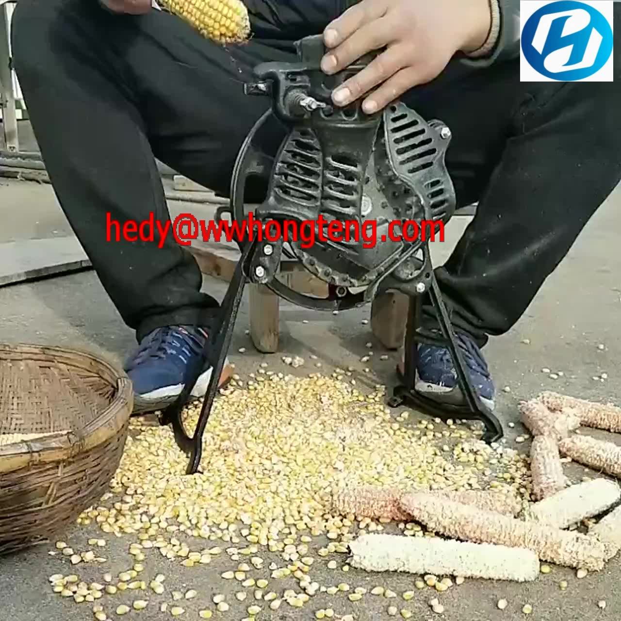 Manual Corn Sheller Corn Husker Machine Corn Husk Peeling Machine With