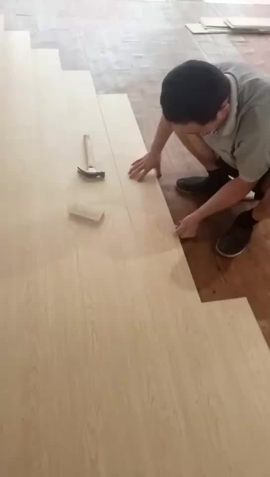 Waterproof Durable Healthy 4mm Interlock Click Lvt Spc Flooring Pvc