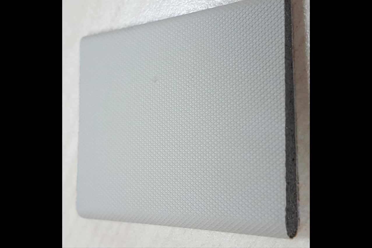 Dust Corner Pad Wedge/kerf Weatherstripping Used In Kerfed Jamb For