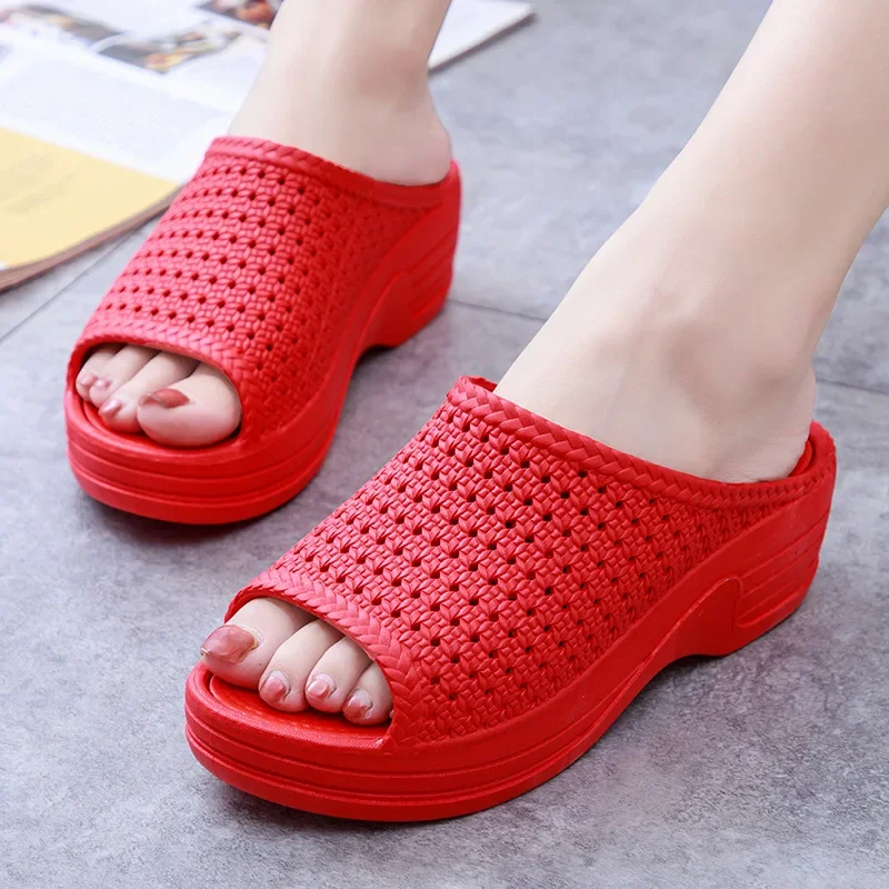 Outwear Fashion Net High Heel Non-slip Summer Indoor Platform Shoes Women's Slippers Red Sandals and Slippers Wedge All-match