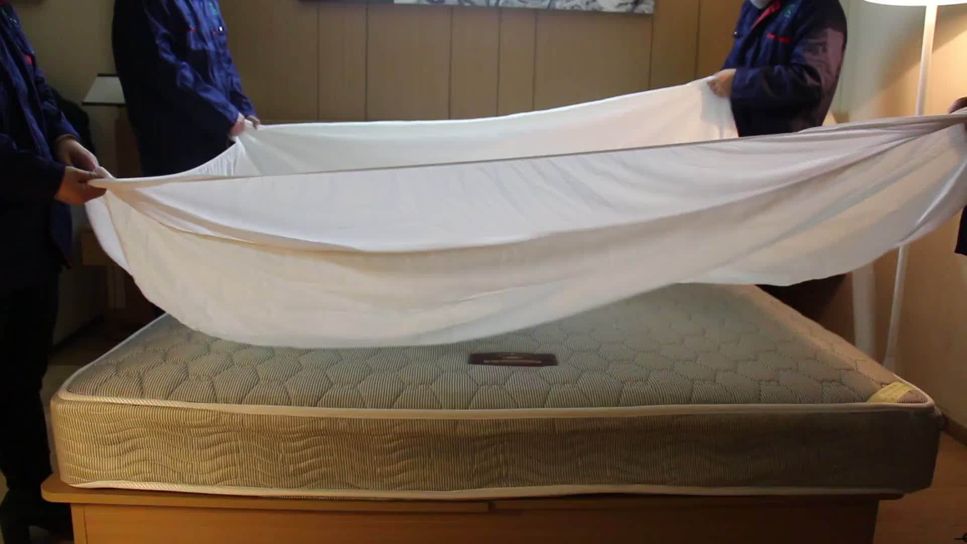 Comfortable Cotton Bamboo Waterproof Memory Foam Bed Mattress Topper