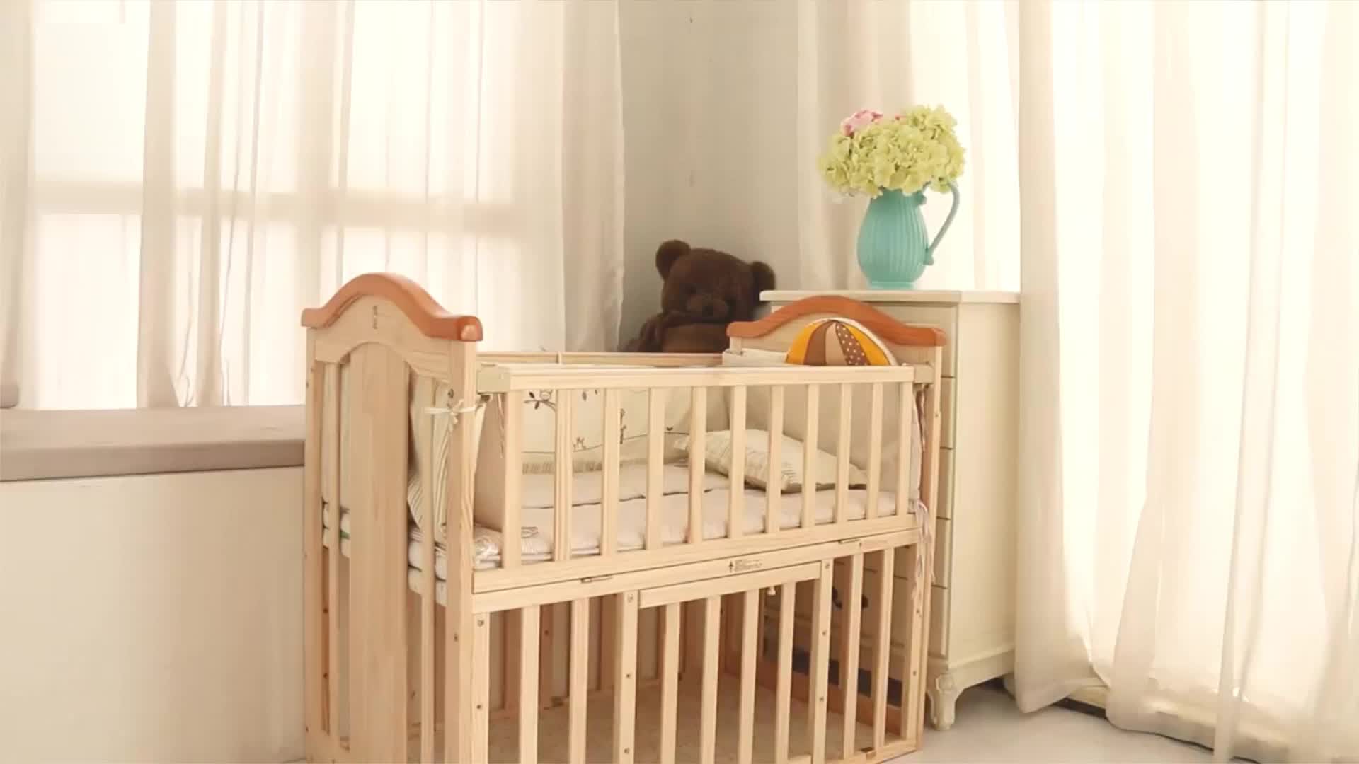 Aluminum Folding Camping Kids Portable Cot Crib Baby Wooden Wheel