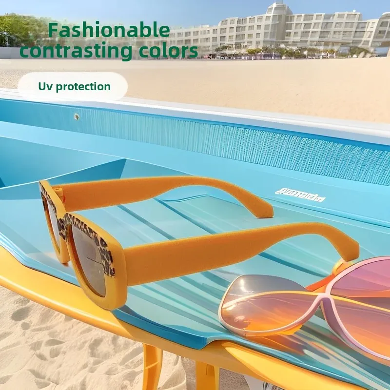 Retro fashionable children's sunglasses
