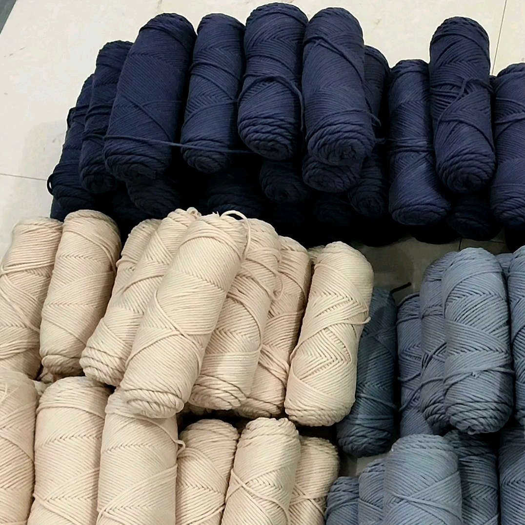 Cynthia Wholesale Soft Fancy Yarn Big Thick Milk Cotton Yarn 8ply 100g