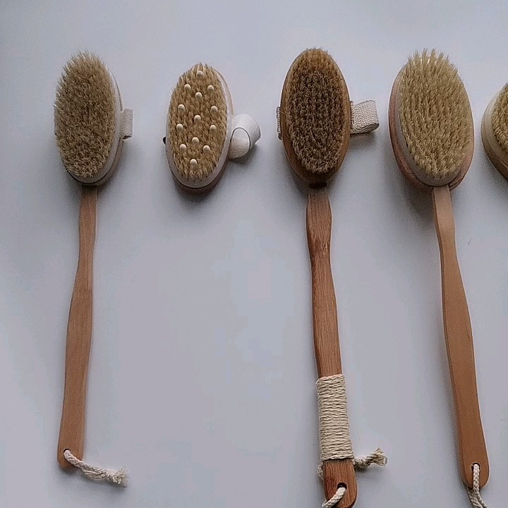 Factory Selling Customize Logo Nature Bristle Dry Brushing Body Brush