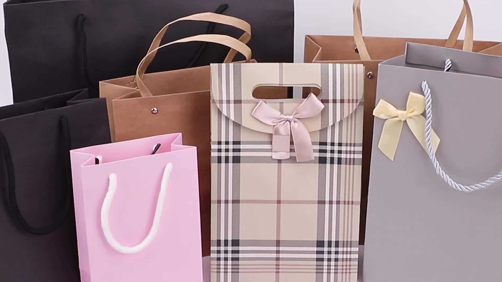 Fashion Recycled Customized Printed Art Gift Paper Bags For Clothing