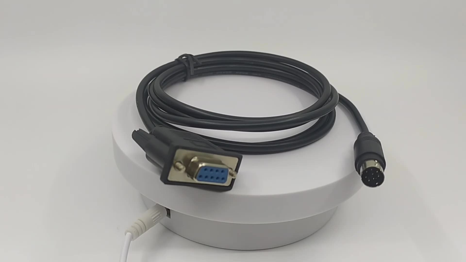 SS-422i-MD2P-DC RS422 1:2分配器 (DC10~25V仕様) SS-422i-MD5P-AC製品情報｜シリアル信号変換器ならサコム