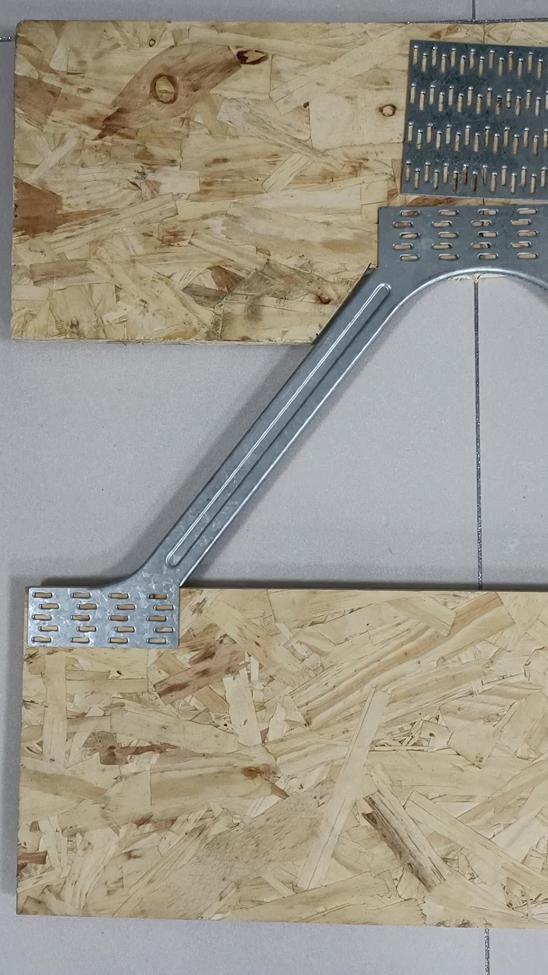 Galvanized Steel Metal Building Materials Wooden Roof Truss  Joist