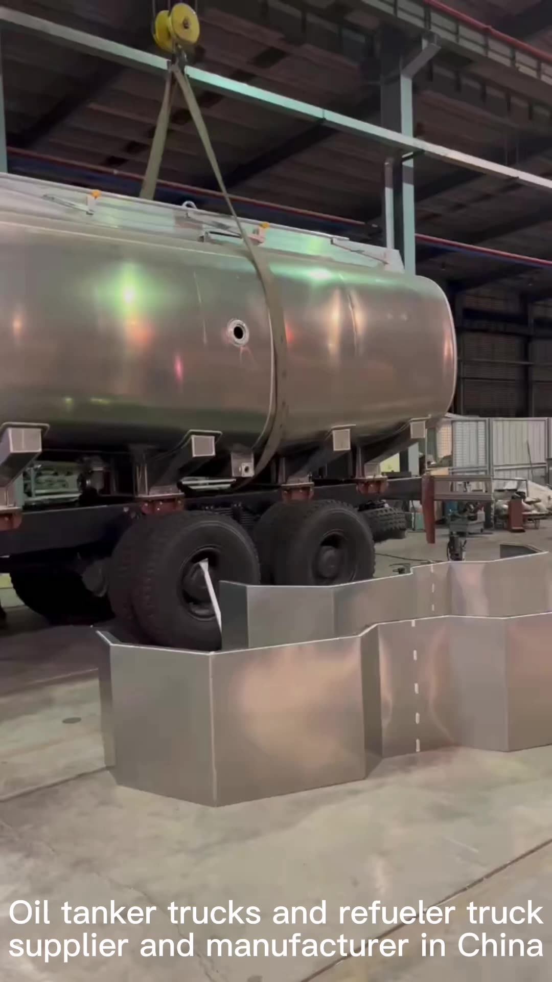 Mini 4000l Isuzu Oil Tanker Delivery Truck 1000gallons Petrol Gasoline