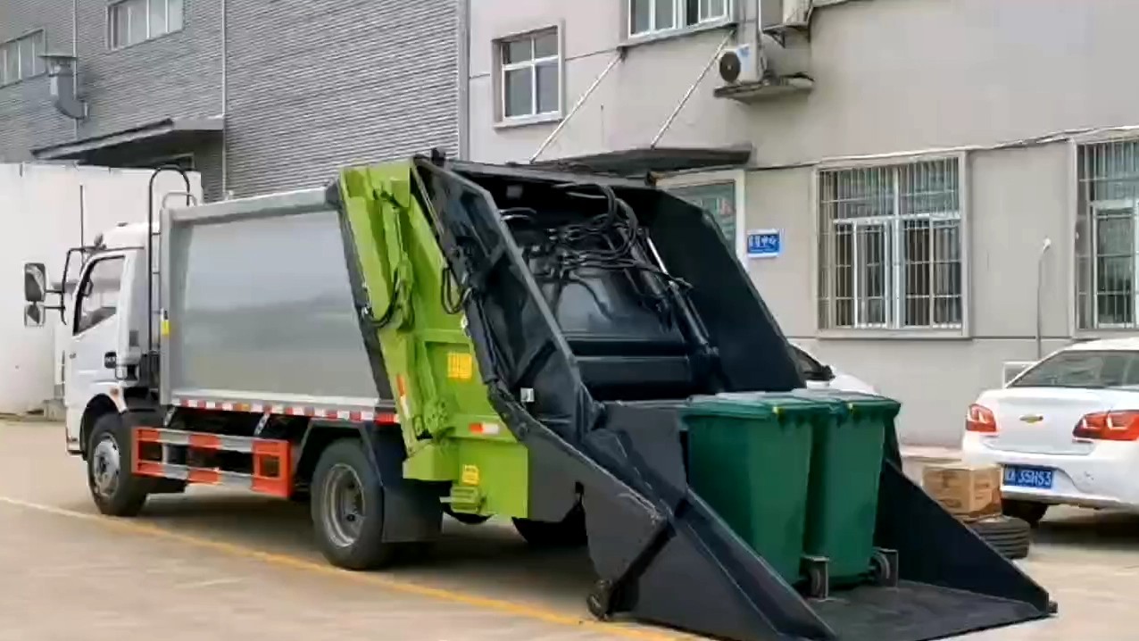 Isuzu 6m3 Compactor Refuse Truck 6cbm Compacted Garbage Truck For Sale