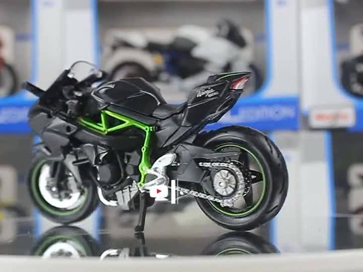 Maisto 1:18 NEW BMW R1250GS Silvardo original authorized