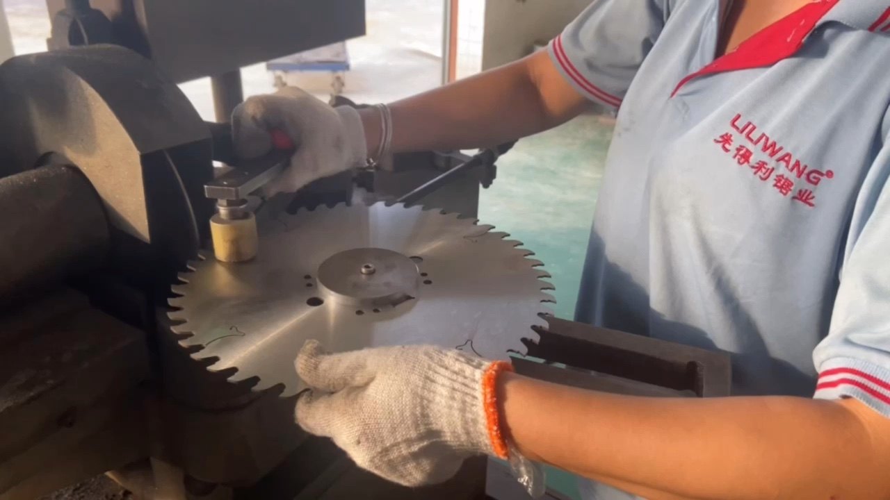 Super Thin Circular Pcd Cutting Table Saw Blade For Plastic,Acrylic,Pvc