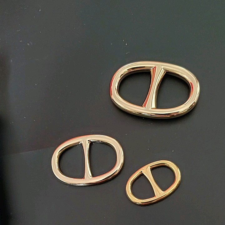 Metal Corner Knotting Silk Scarf Holder Accessory Jewelry Rings Clip Ring Buckle For Scarf Women