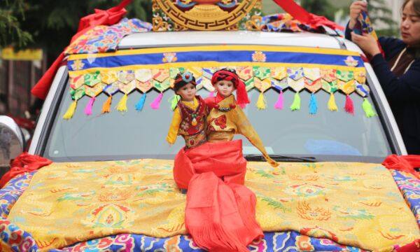 Roof furnishings for the hidden wedding car-Taobao