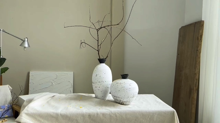 侘寂风陶罐比如如何提高空间质感？