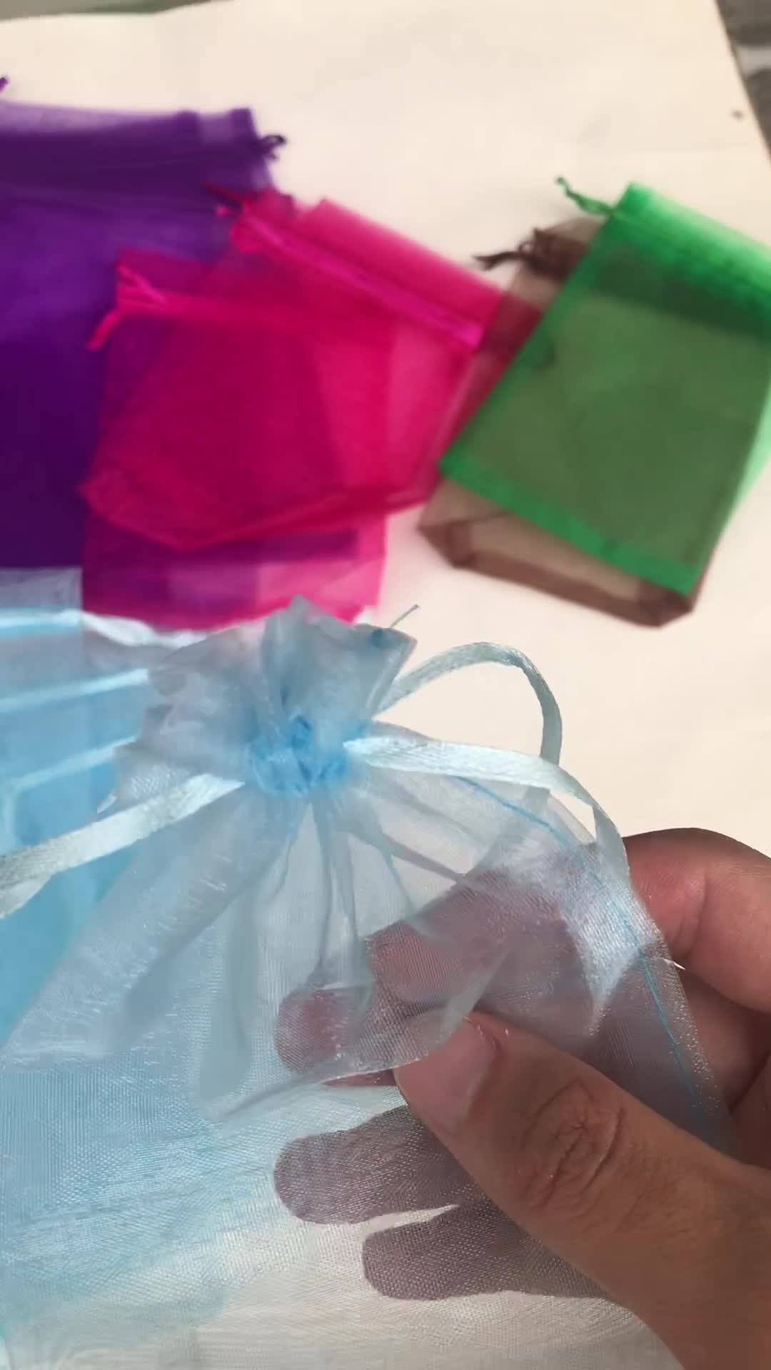 17*23cm Organza Pouches With Drawstring Use For Children Baby Shampoo