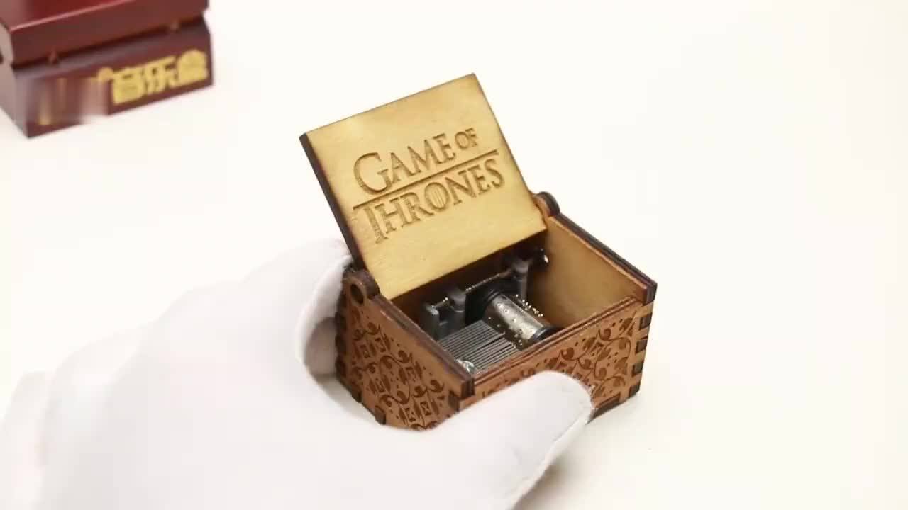 Hand Crank Retro Classic Music Box Diy Custom Wood And Light Music Box