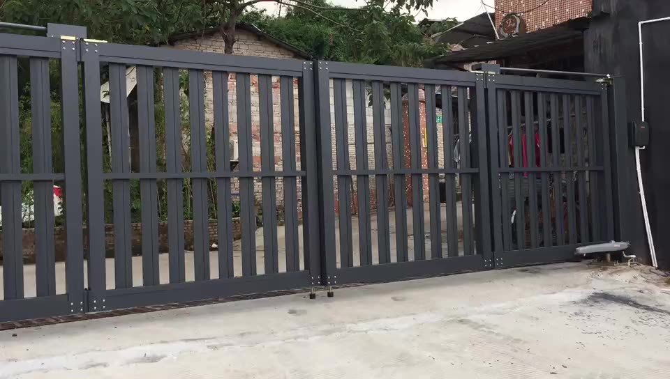 Automatic Suspension Folding Gate Outdoor Gate In Guangdong Qgl898c