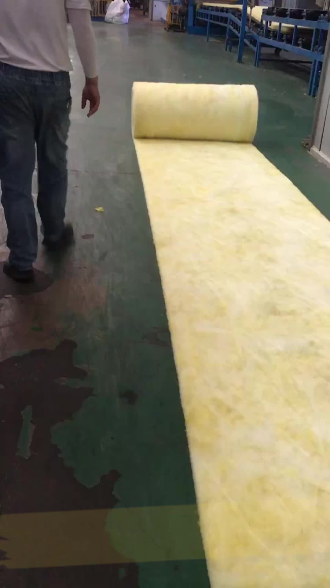 Isoking Chilled Water Pipe Insulation Material Thermal Insulation Material Glass Wool Pipe