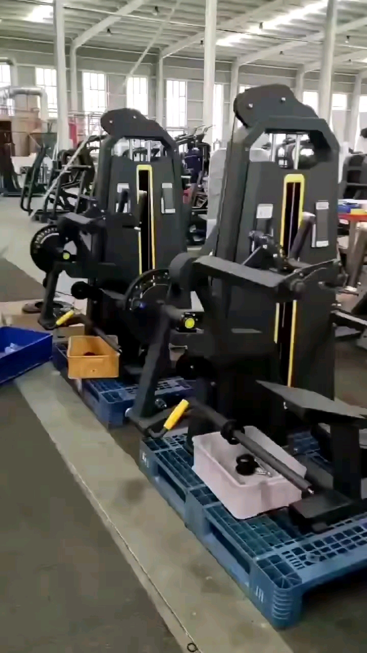 Machine Cable lateral raise