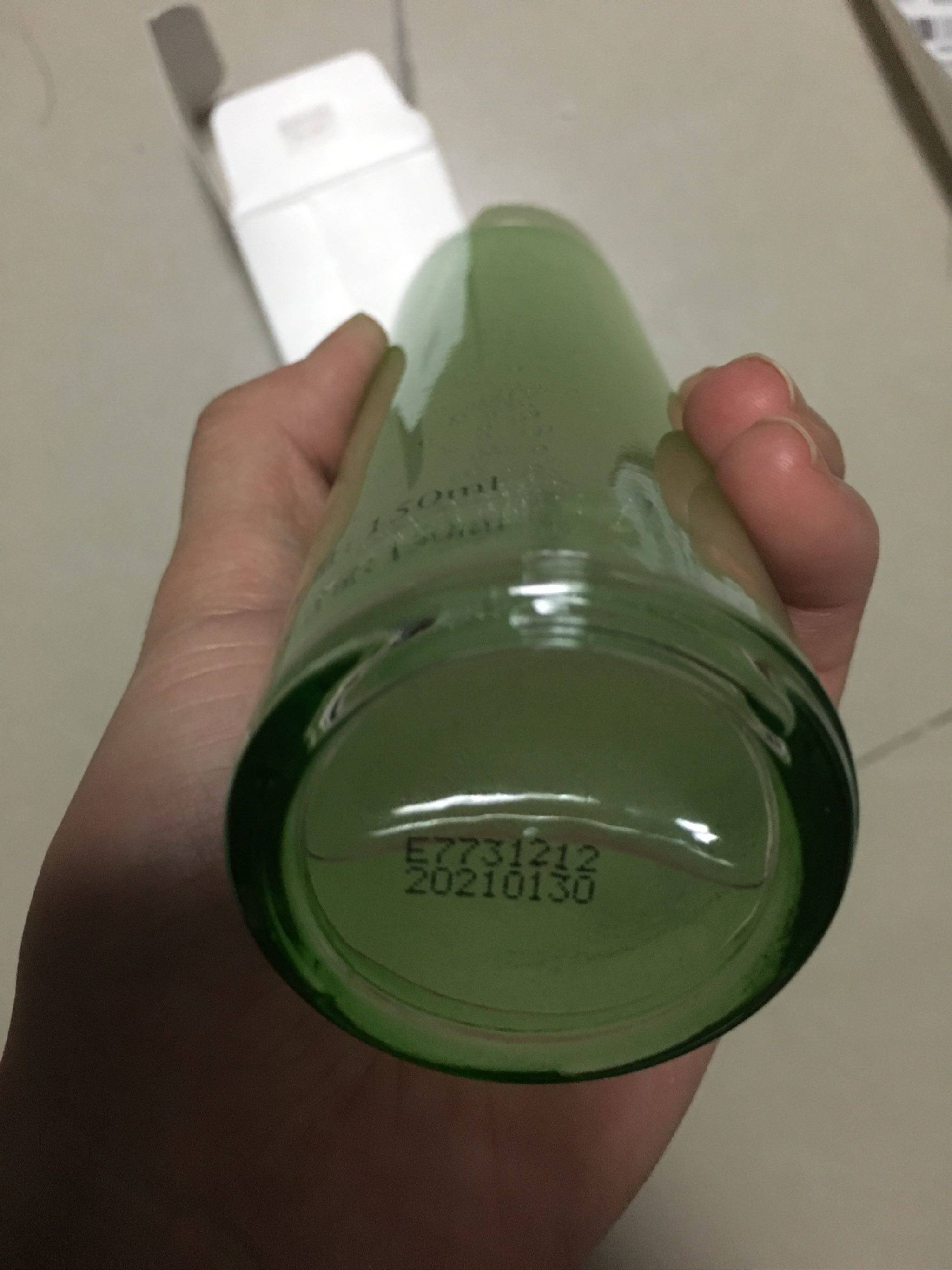 相宜本草睡莲水灵肌沁润精华露