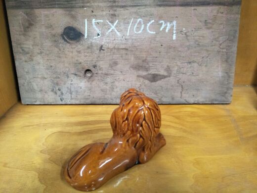 Old Objects Old Porcelain Lions Ash the Old Pendulum Collection Use of the Late Cultural Revolution 