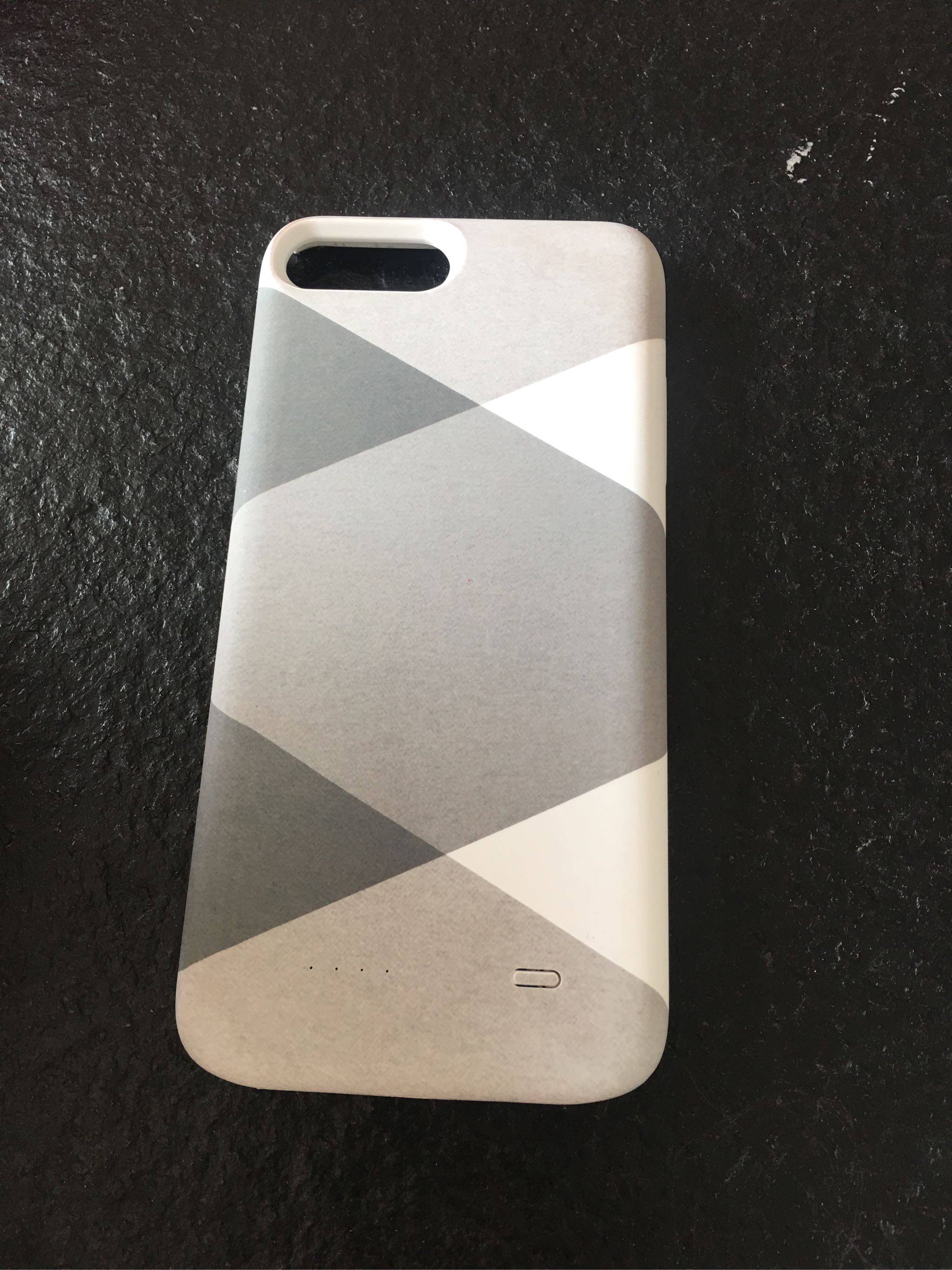 苹果7背夹充电宝 全包手机款怎么样，当生日礼物好不好呢_搜券