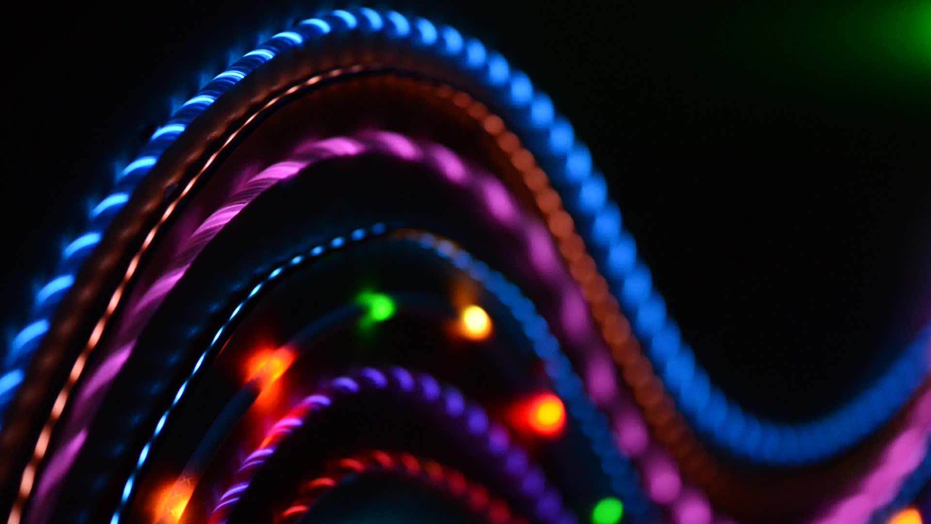 Заряжается светом. Заряжается светом. Светящийся аукс кабель. Шнур для зарядки со световыми диодами. Светящиеся зарядки для телефонов.