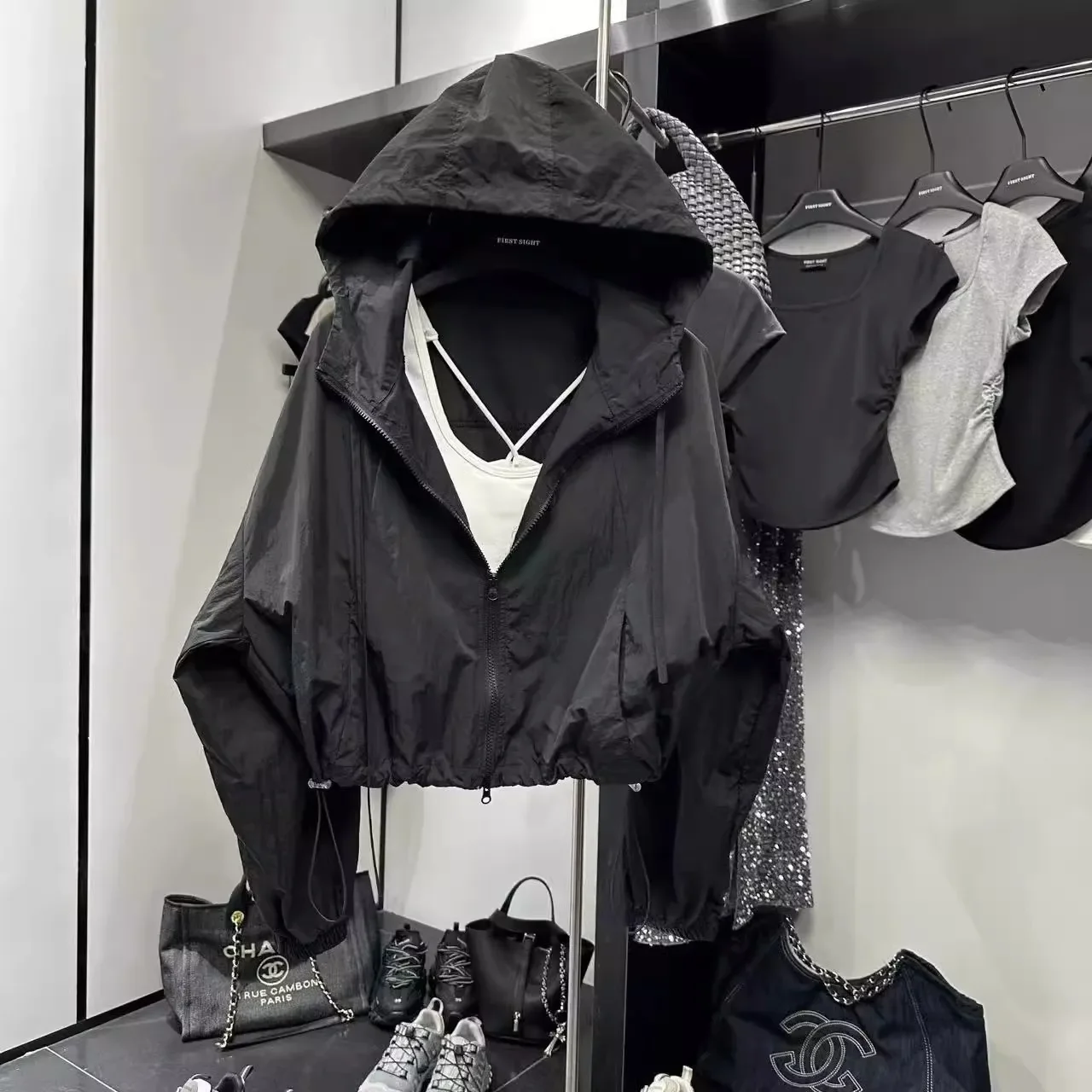 Loose Zipper Thin Breathable Jacket Women's 2025 Summer New Internet Celebrity Hooded Short Sun Protection Clothing