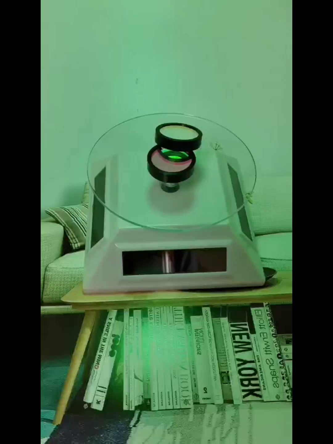 这镜片可分出红外和荧光。576块真能够买到科研级“光之魔术师”？