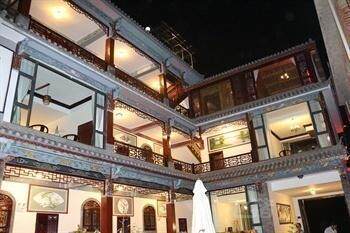 Dali Yuehai Bay Seaview Inn 180 degrees invincible seaview big bed room room number A-8