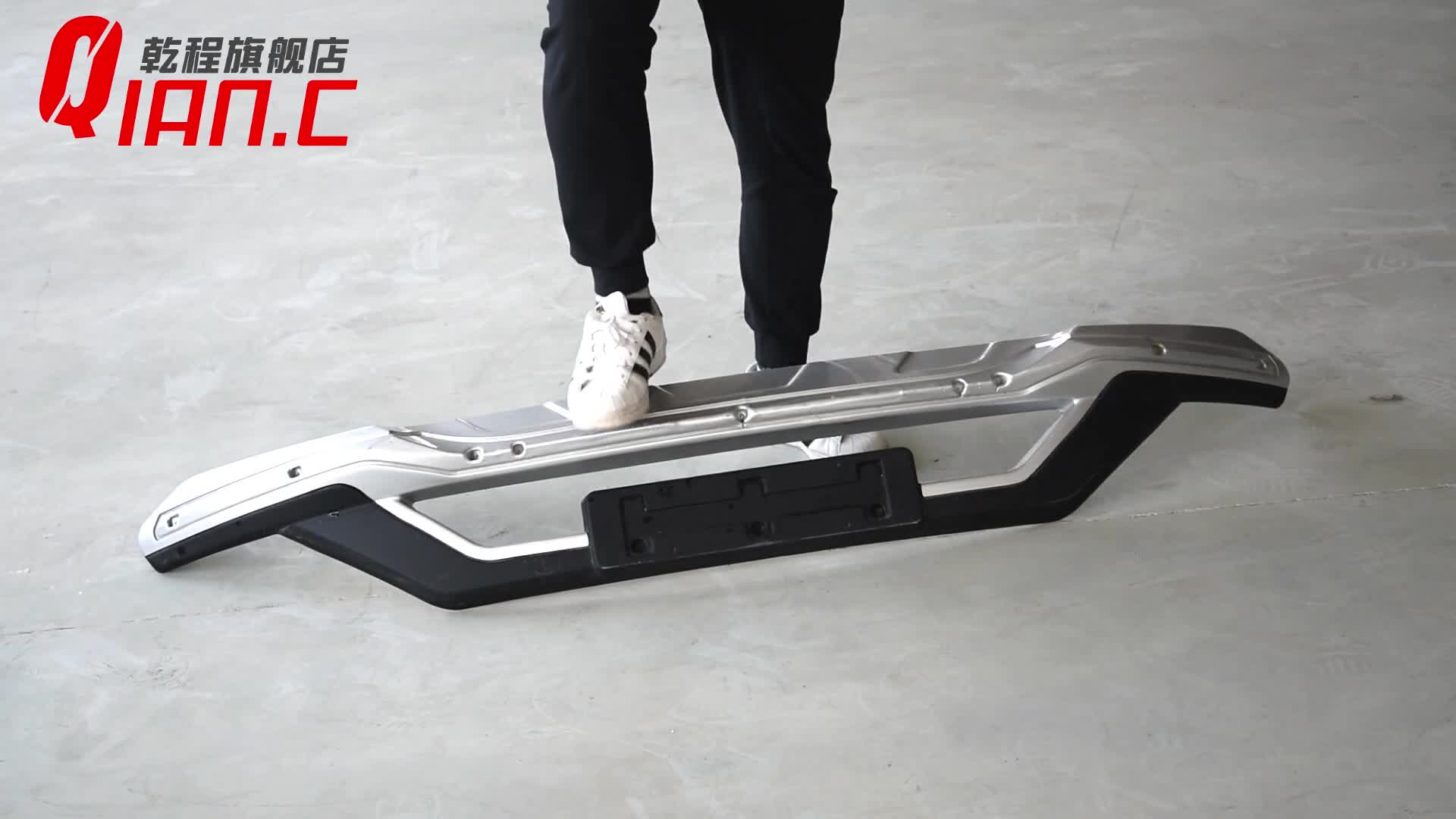 Thích hợp cho các dòng xe 12-16 gx7 cản sau có cản sau chống va trước và cản sau sửa đổi thanh bảo vệ gx7 cản trước logo xe oto logo xe hơi 