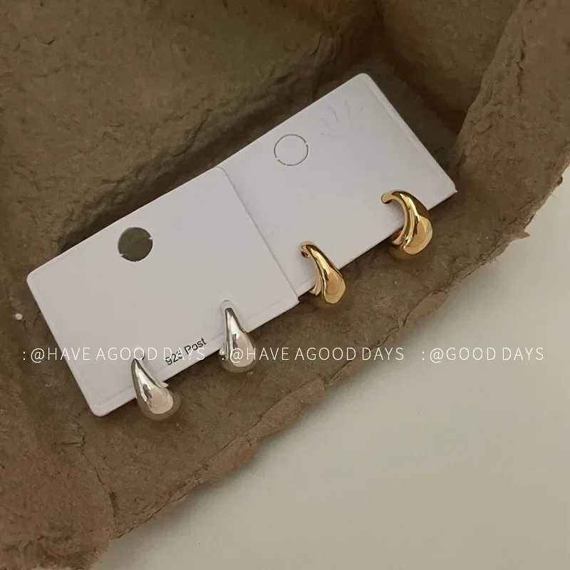 Geometric universal fashionable earrings, simple and elegant design, high-quality style, light luxury style, silver 925 sample