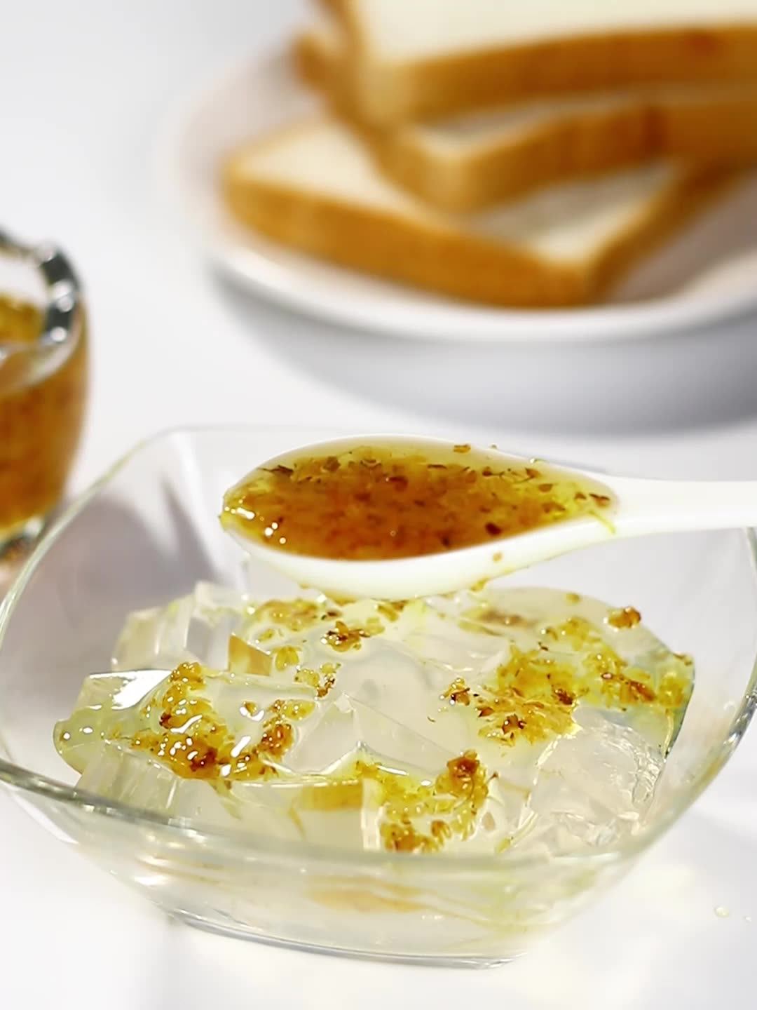 Osmanthus sauce Commercial sugar Osmanthus honey sauce Osmanthus stuffed jam Flower fruit tea sauce puree 1 5kg shield Emperor Osmanthus tea sauce