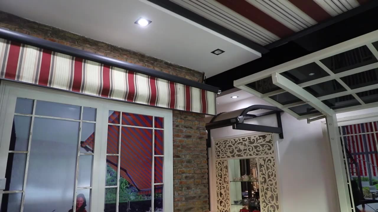 Voladizo De Garaje De Aluminio Al Aire Libre De Embalaje Cochera - Buy