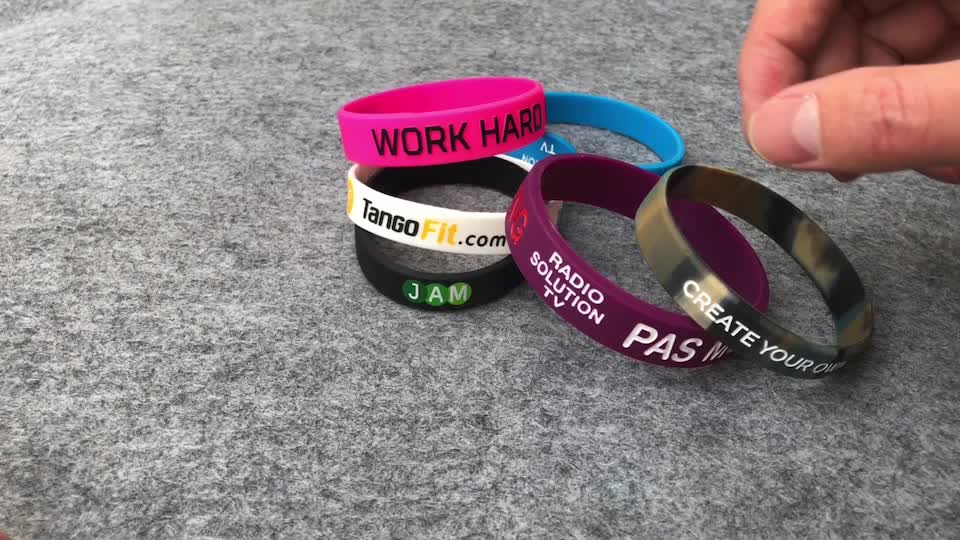 Custom Made Color Changing Silicone Uv Bracelet No Minimum Wristband