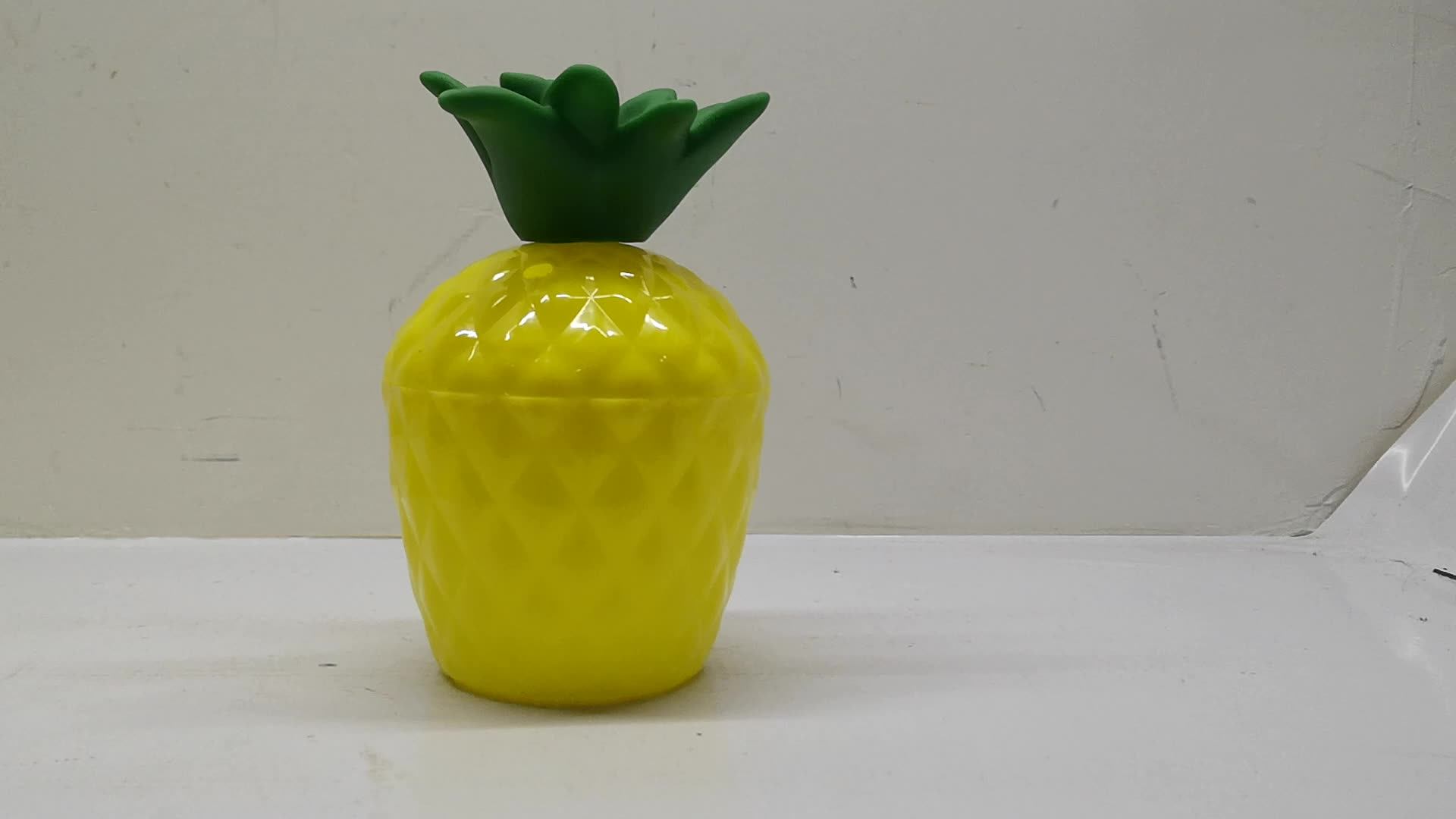 Plastic Pineapple Cup Promotional Fruit Shaped Colorful 2020 Hot Sale