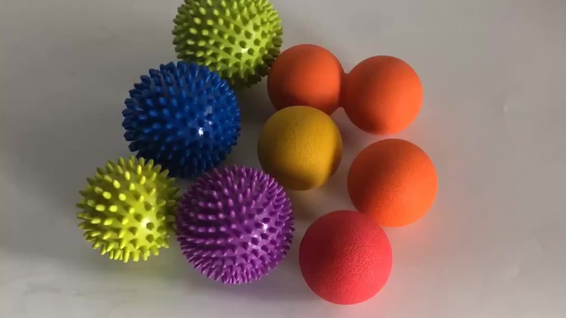 Oem Accept All Over Body Pvc 15cm Spiky Massage Ball For Muscle Therapy