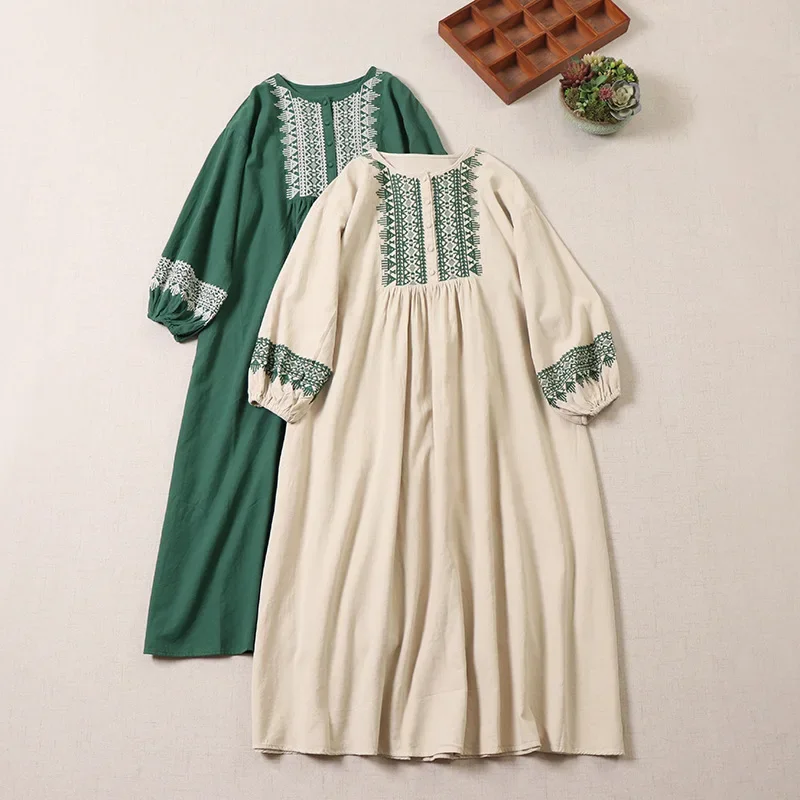 Long-sleeve with a round collar