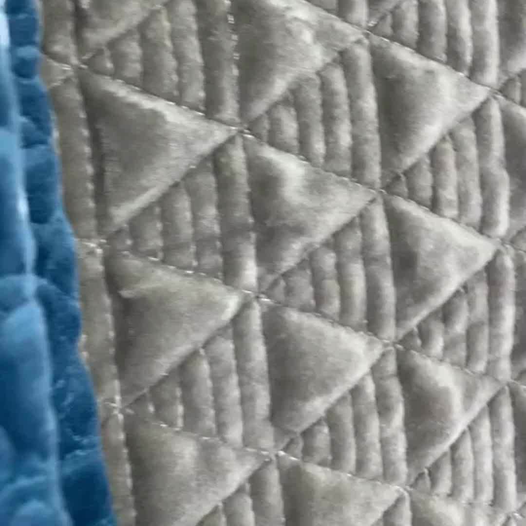 Polyester Velvet Quilted Sofa Slipcover Sofa Cover With Elastic Straps