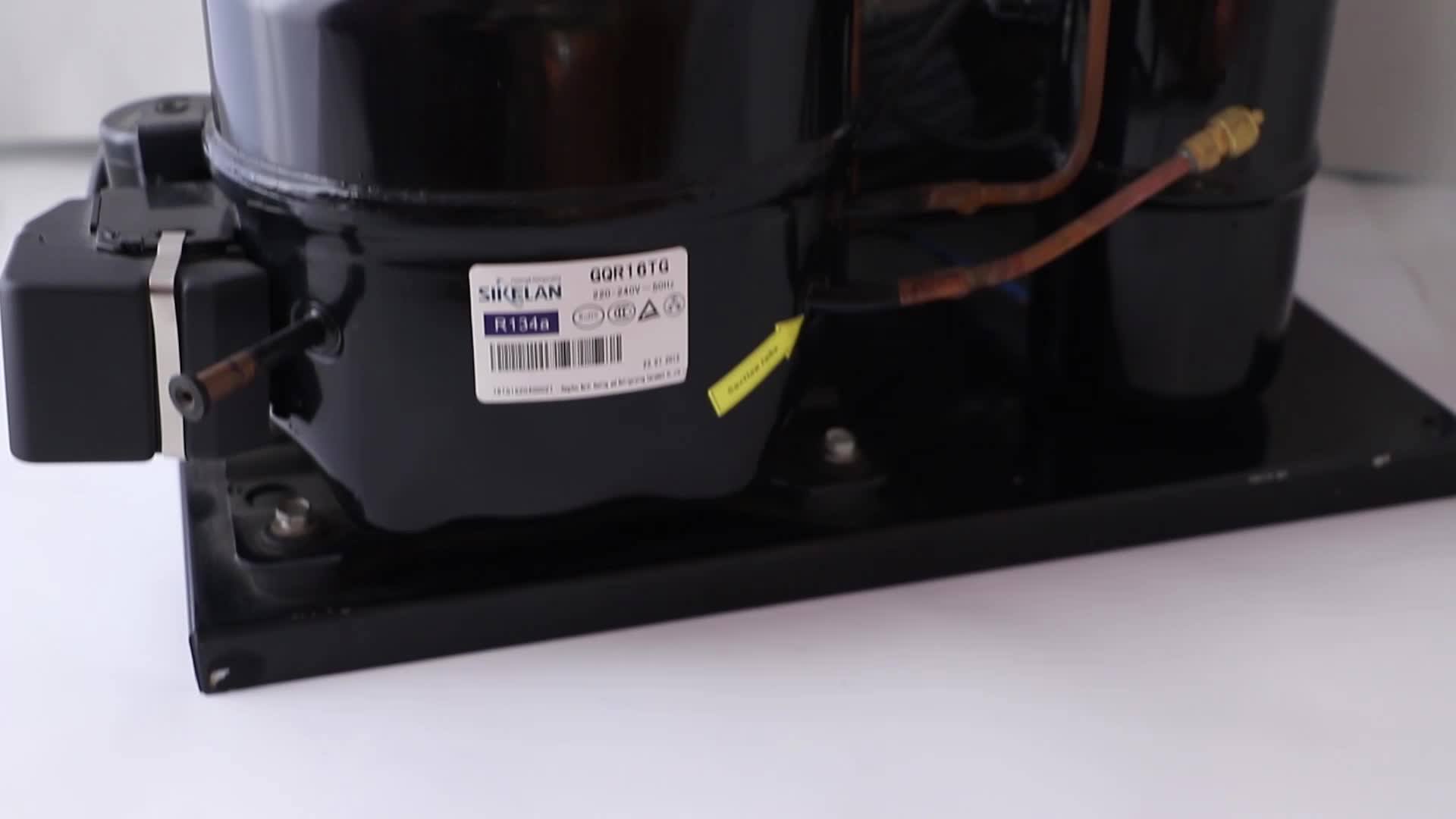 Integrated Vending Machine Refrigeration Unit For Commercial Showcase