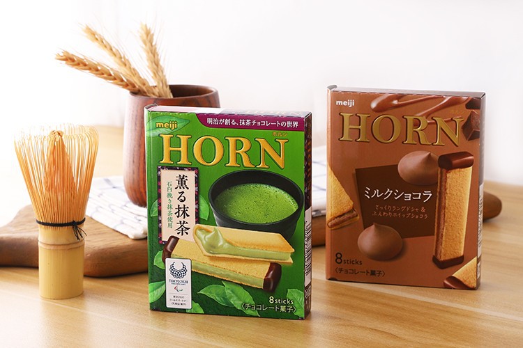 【日本直邮】MEIJI明治 HORN薰制石臼抹茶味威化饼干 8块