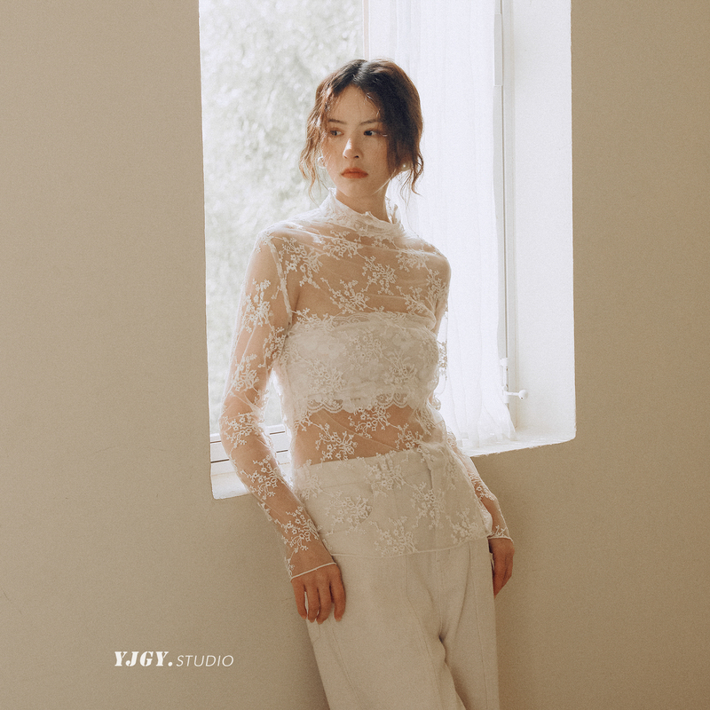 Yinji Gu Yu Half-High Collar White Lace Mesh Base Shirt for Layering, Stunning Lace Transparent Top for Women in Summer Yinji Gu Yu Half-High Collar White Lace Mesh Base Shirt for Layering, Stunning Lace Transparent Top for Women in Summer