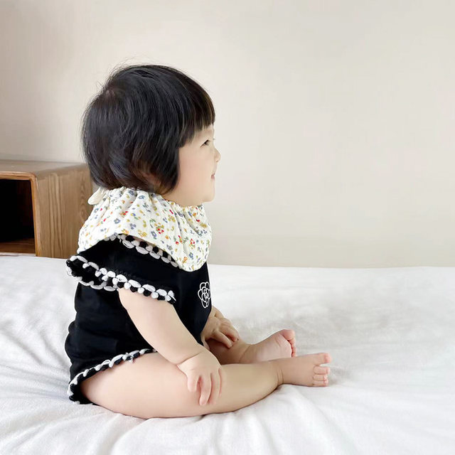 Spring and summer new baby Korean style gauze lace-up bib baby sweet shawl style salva towel newborn spit-up towel