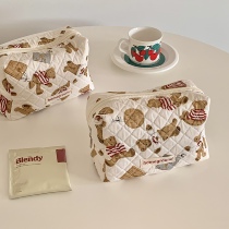 Ins small vintage bear cosmetic bag pencil bag cute cookie biscuit wash bag portable multi-purpose