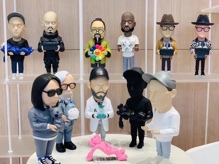 KAWS тенденция прилив бренд Тревога рабочая сила управлять смола украшение кукла модель Чаова деревня верх Ракоя Миядзаки кукла 