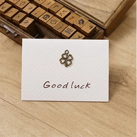 Металлическая модель-10 кусочков четырехлистной травы