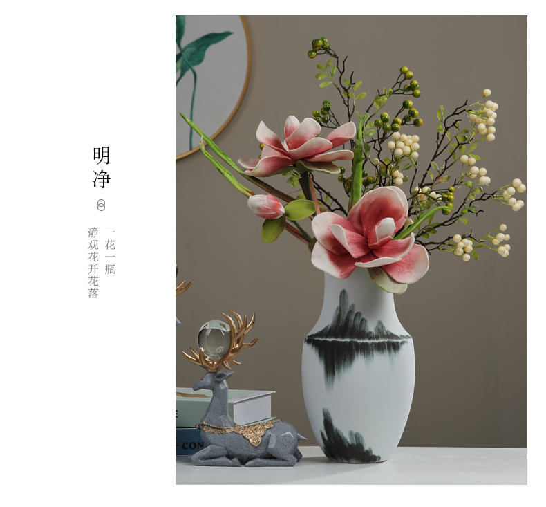 New Chinese style ceramic vase is placed between the sitting room porch TV ark, example zen tea room decoration home decoration