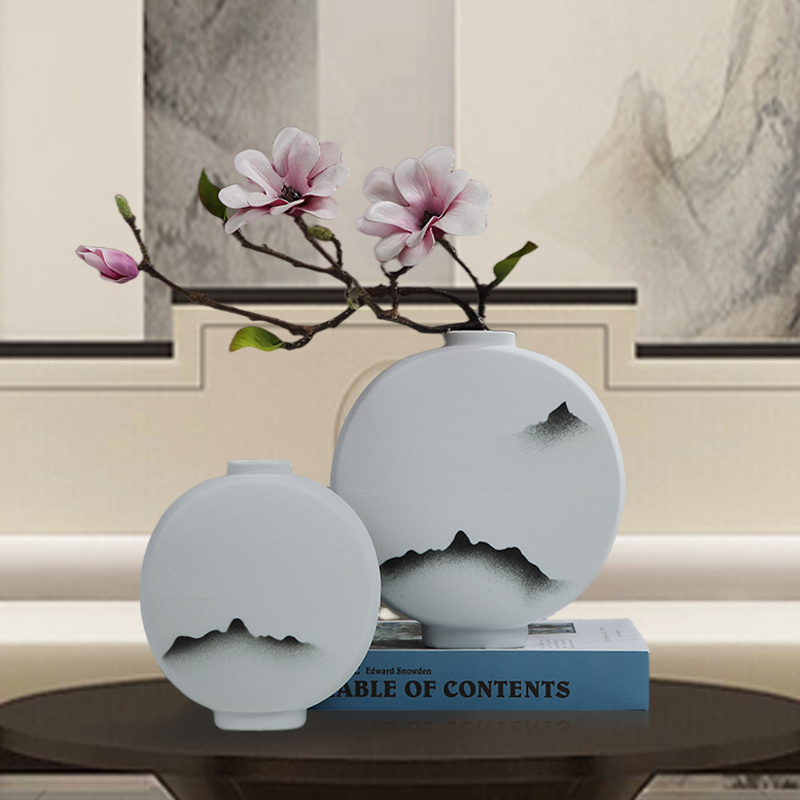 The New Chinese ink painting zen vase is placed between the sitting room porch TV cabinet table flower arranging example ceramic decoration