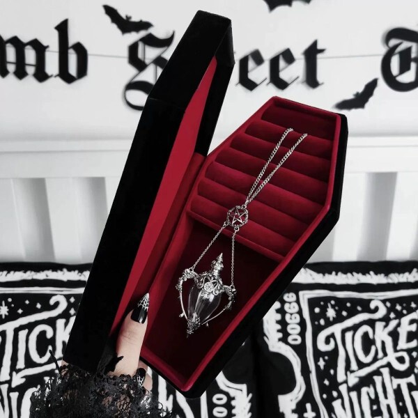 Cross-Border Personalized Home Decor Dark Gothic Vampire Coffin Jewelry Storage Box Black Velvet Desktop Storage Box